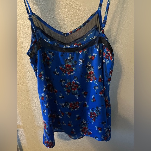 Spaghetti strap top - Picture 2 of 3